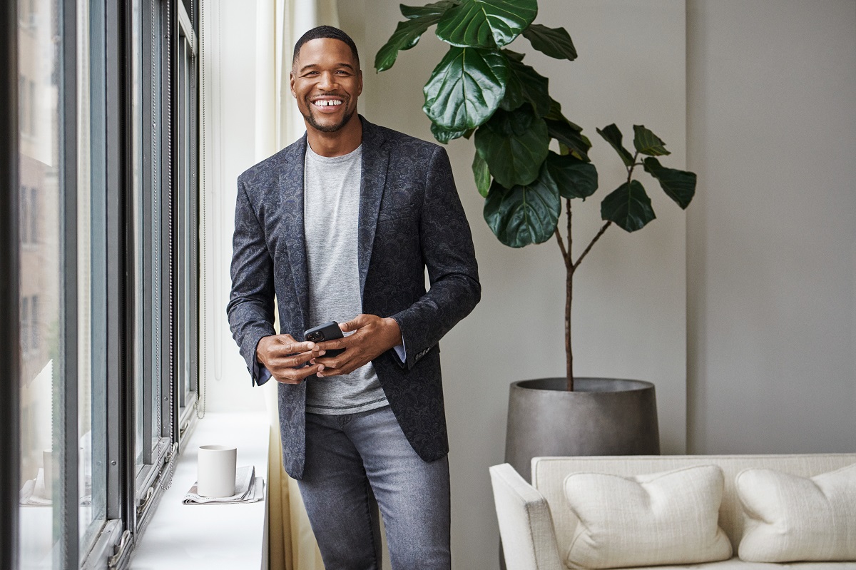 Hall of Famer Michael Strahan to host Thursday Night Football