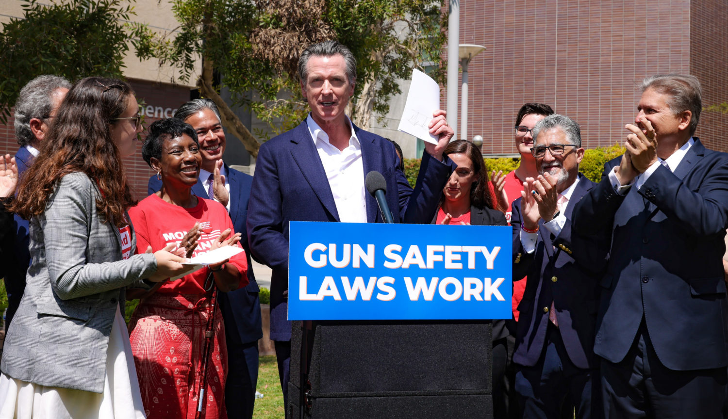 Newsom Signs Gun Law 'Modeled After Texas Abortion Law' LA Weekly