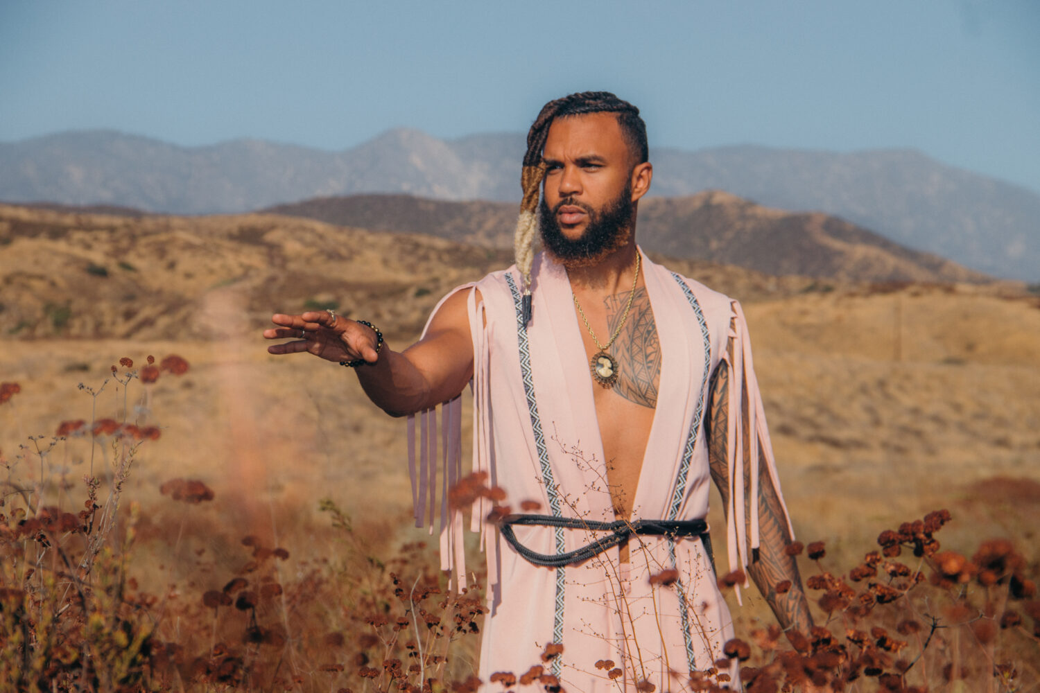 Jidenna – Long Live the Chief Lyrics